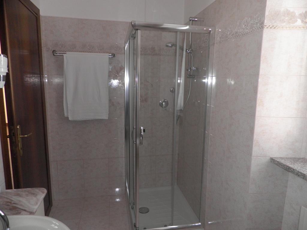 Piazza Degli Angeli Hotel Assisi Kamer foto
