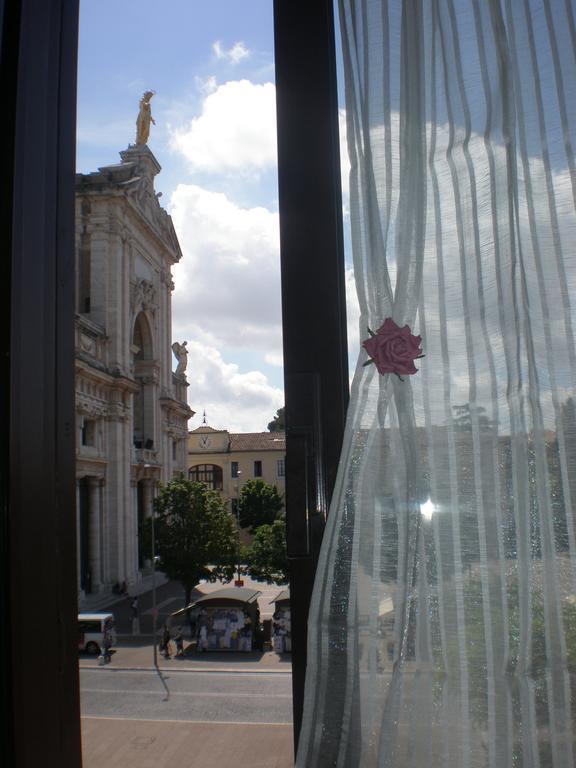 Piazza Degli Angeli Hotel Assisi Kamer foto